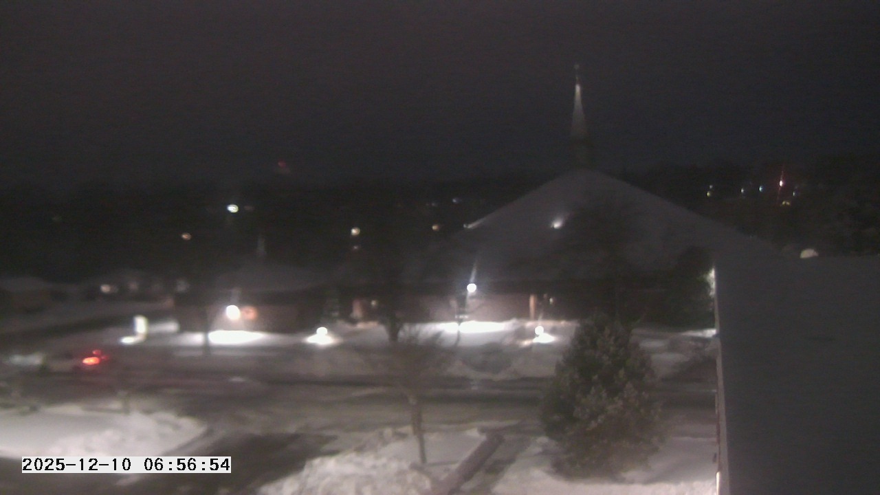 Thumbnail for current weather camera view from St. Michael Catholic School in Prior Lake, Minnesota