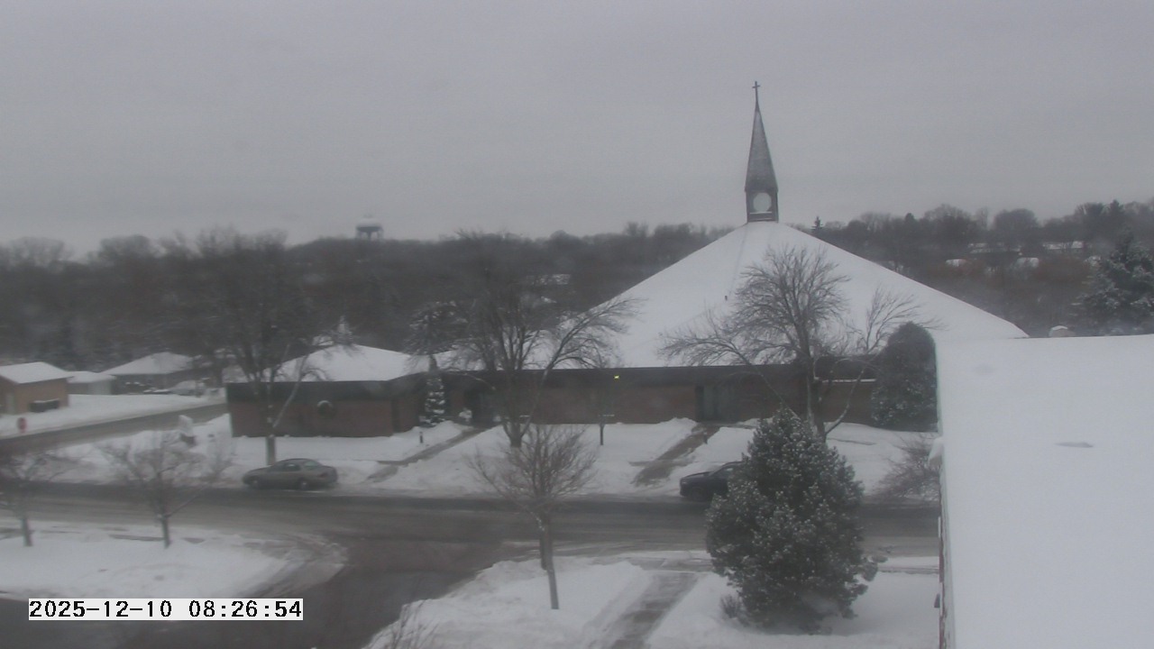 Thumbnail for current weather camera view from St. Michael Catholic School in Prior Lake, Minnesota