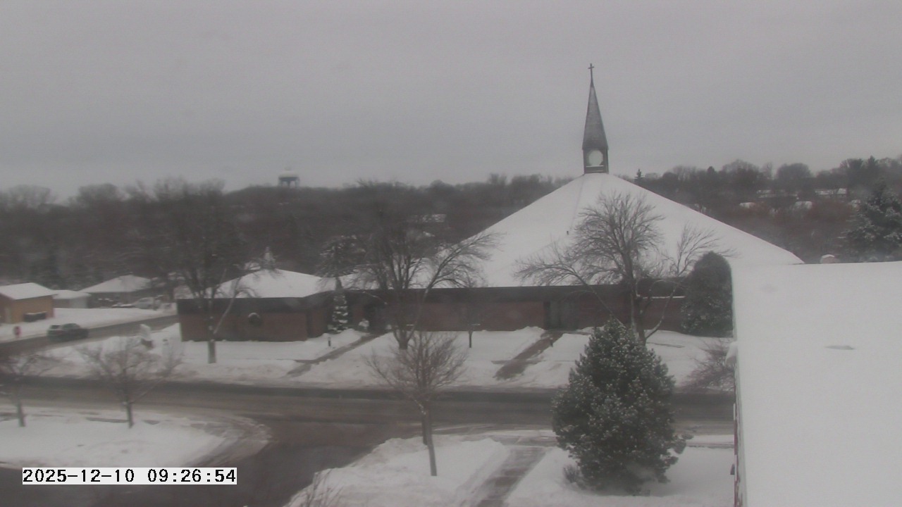 Thumbnail for current weather camera view from St. Michael Catholic School in Prior Lake, Minnesota