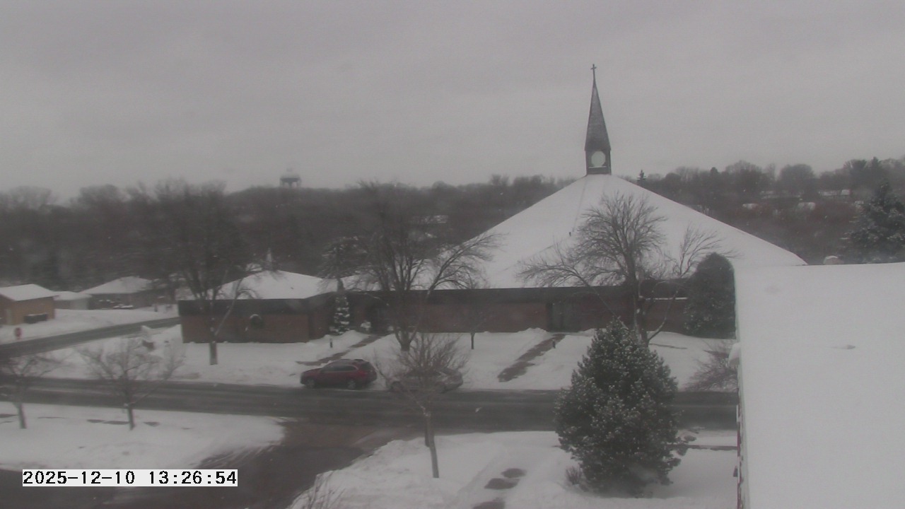 Thumbnail for current weather camera view from St. Michael Catholic School in Prior Lake, Minnesota