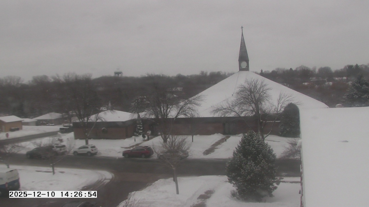 Thumbnail for current weather camera view from St. Michael Catholic School in Prior Lake, Minnesota