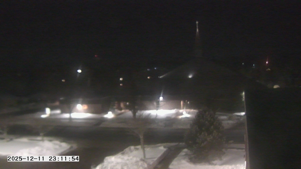 Thumbnail for current weather camera view from St. Michael Catholic School in Prior Lake, Minnesota