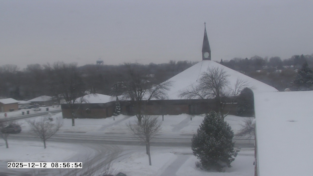 Thumbnail for current weather camera view from St. Michael Catholic School in Prior Lake, Minnesota