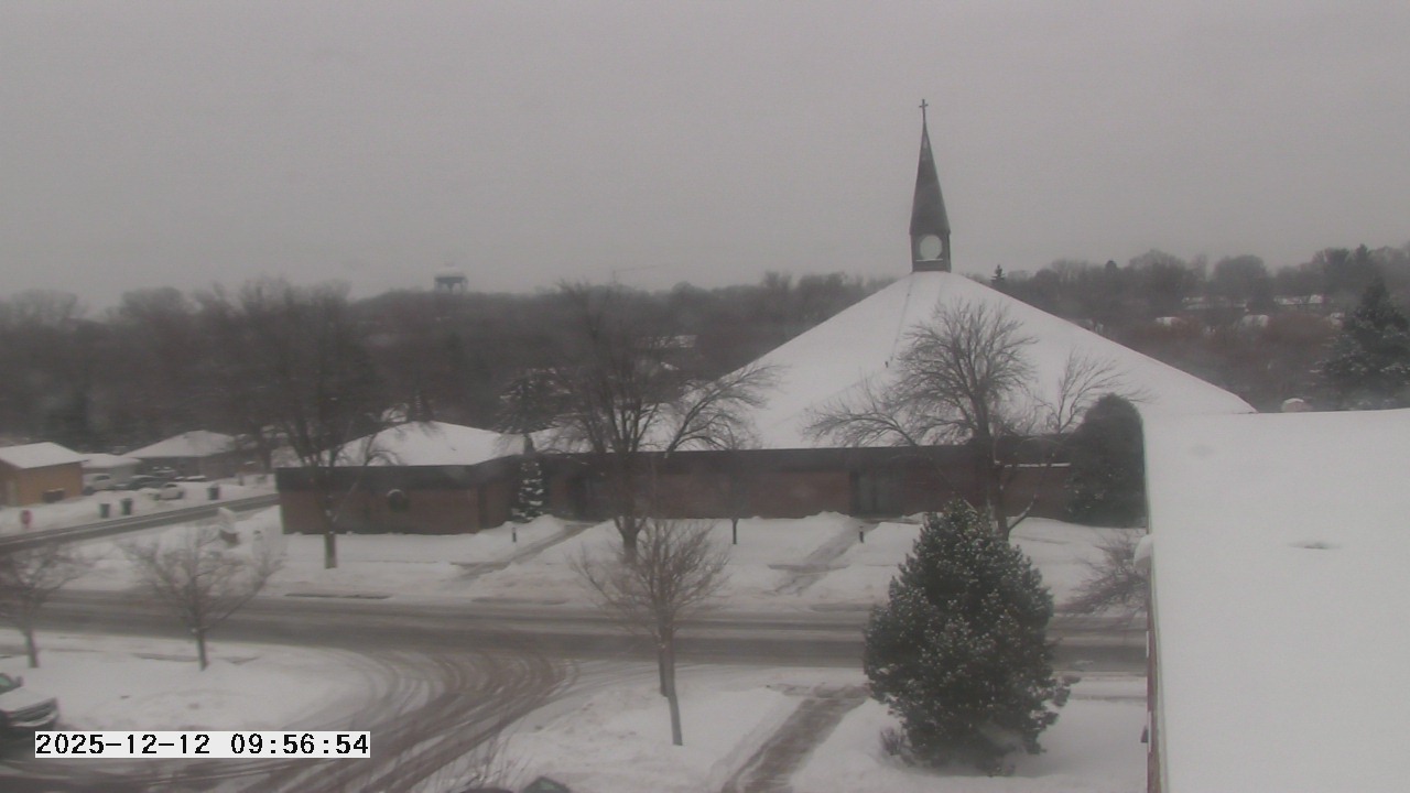 Thumbnail for current weather camera view from St. Michael Catholic School in Prior Lake, Minnesota
