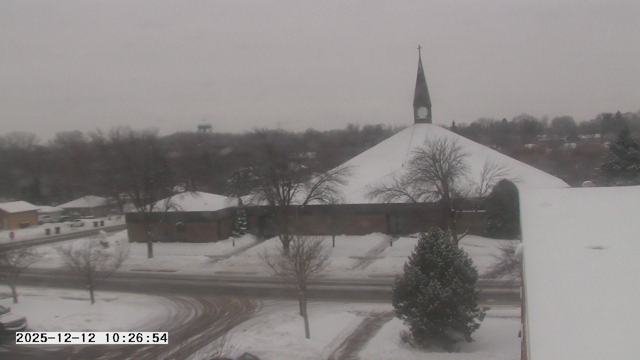 Thumbnail for current weather camera view from St. Michael Catholic School in Prior Lake, Minnesota