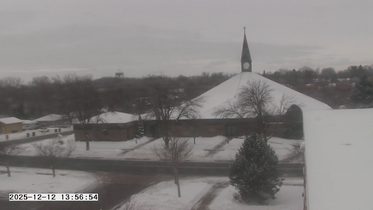 Thumbnail for current weather camera view from St. Michael Catholic School in Prior Lake, Minnesota