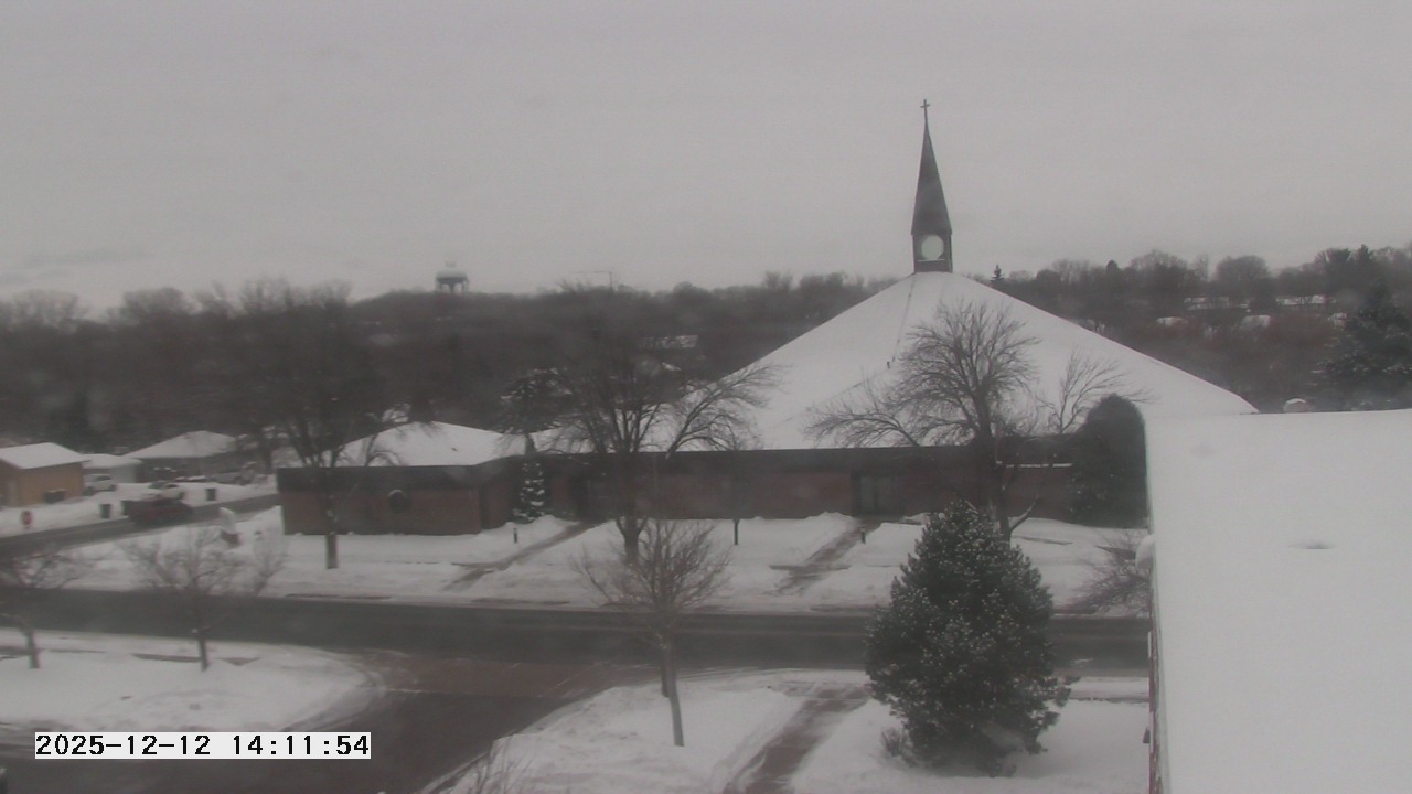 Thumbnail for current weather camera view from St. Michael Catholic School in Prior Lake, Minnesota