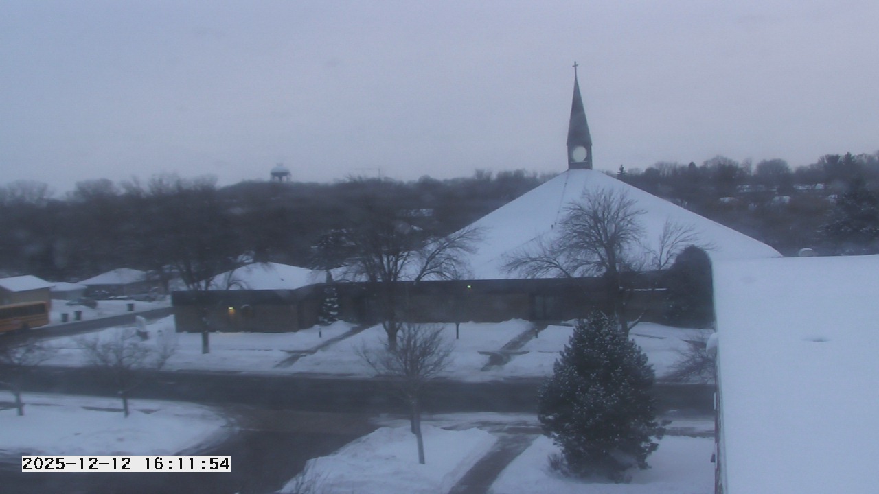 Thumbnail for current weather camera view from St. Michael Catholic School in Prior Lake, Minnesota