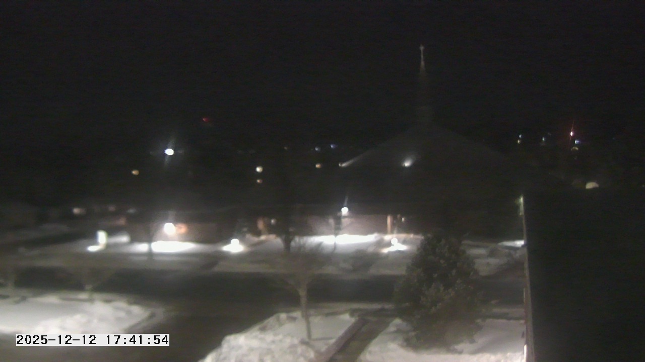 Thumbnail for current weather camera view from St. Michael Catholic School in Prior Lake, Minnesota