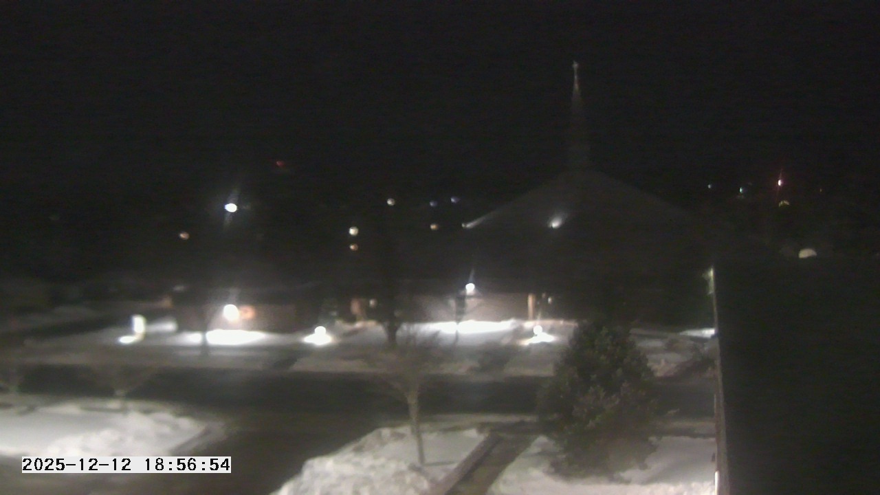 Thumbnail for current weather camera view from St. Michael Catholic School in Prior Lake, Minnesota