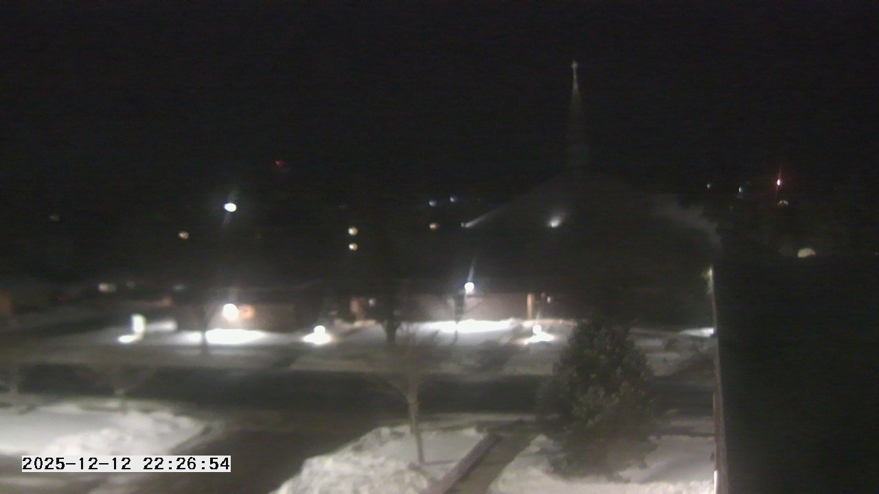 Thumbnail for current weather camera view from St. Michael Catholic School in Prior Lake, Minnesota