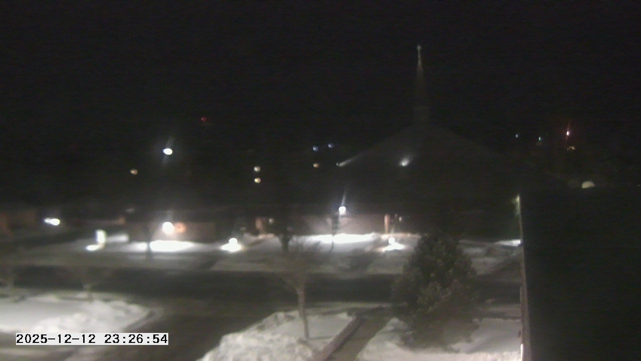 Thumbnail for current weather camera view from St. Michael Catholic School in Prior Lake, Minnesota