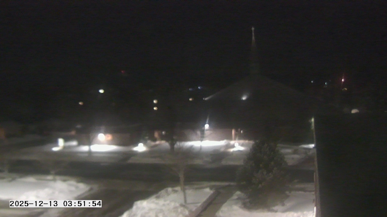 Thumbnail for current weather camera view from St. Michael Catholic School in Prior Lake, Minnesota