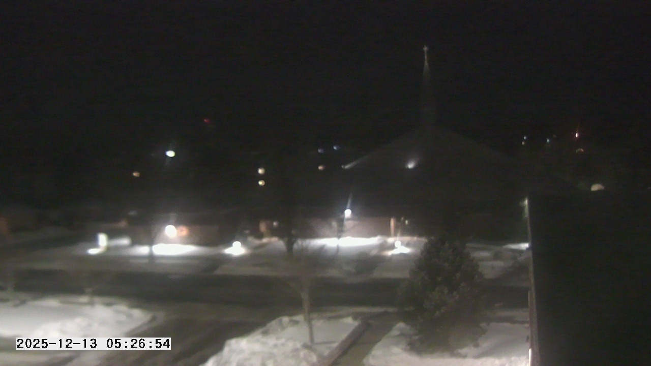 Thumbnail for current weather camera view from St. Michael Catholic School in Prior Lake, Minnesota