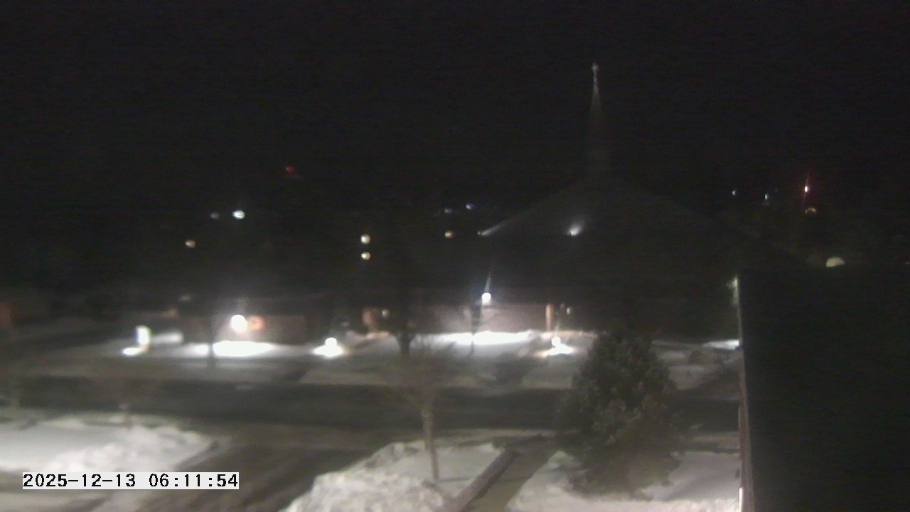 Thumbnail for current weather camera view from St. Michael Catholic School in Prior Lake, Minnesota
