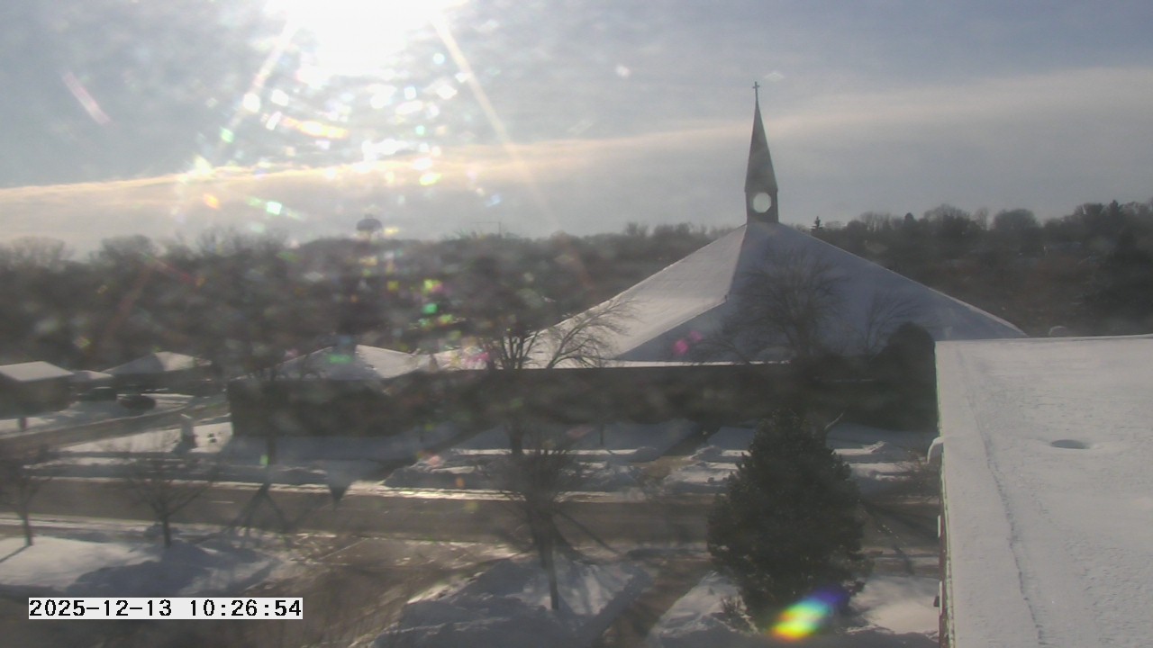 Thumbnail for current weather camera view from St. Michael Catholic School in Prior Lake, Minnesota