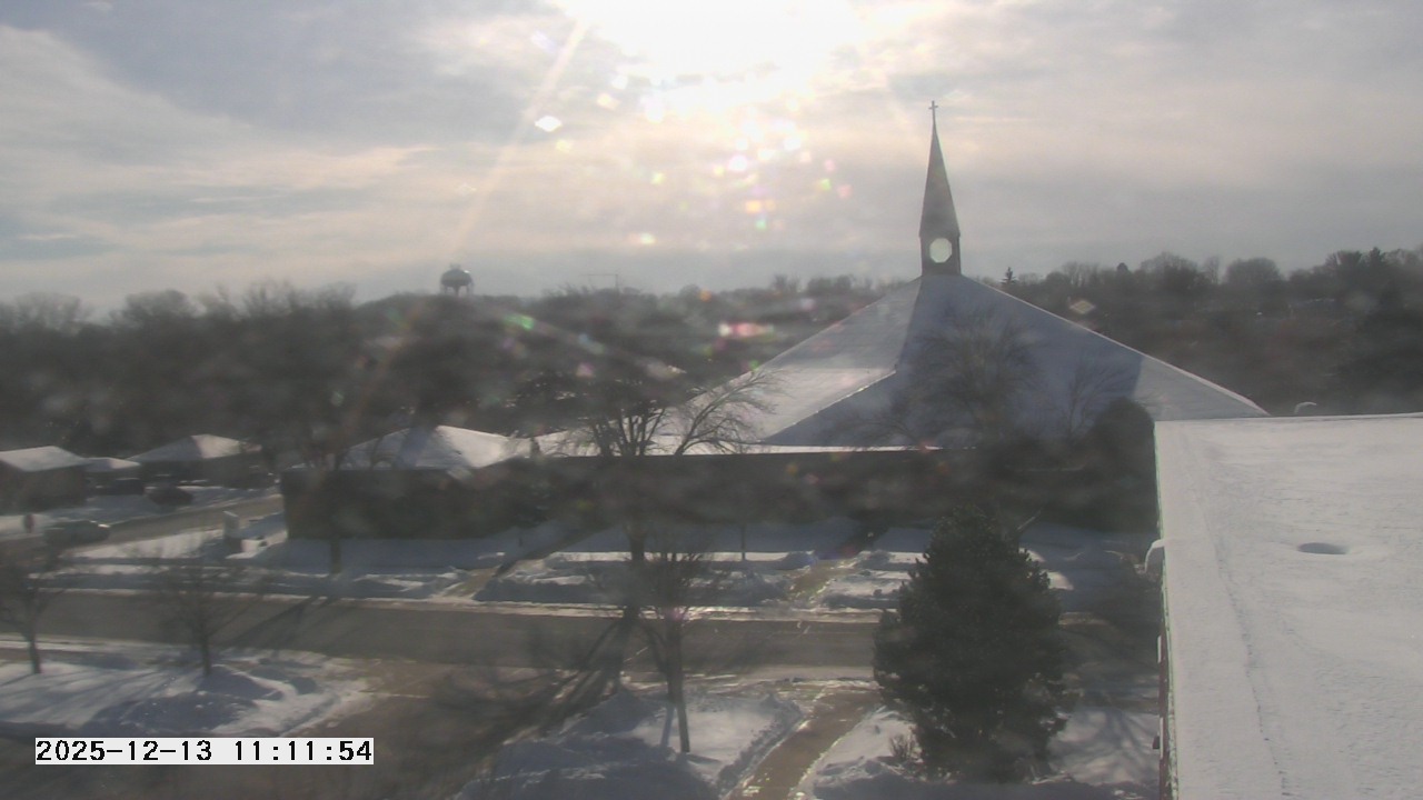 Thumbnail for current weather camera view from St. Michael Catholic School in Prior Lake, Minnesota