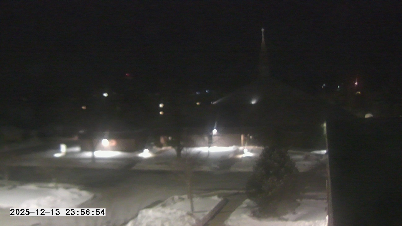 Thumbnail for current weather camera view from St. Michael Catholic School in Prior Lake, Minnesota