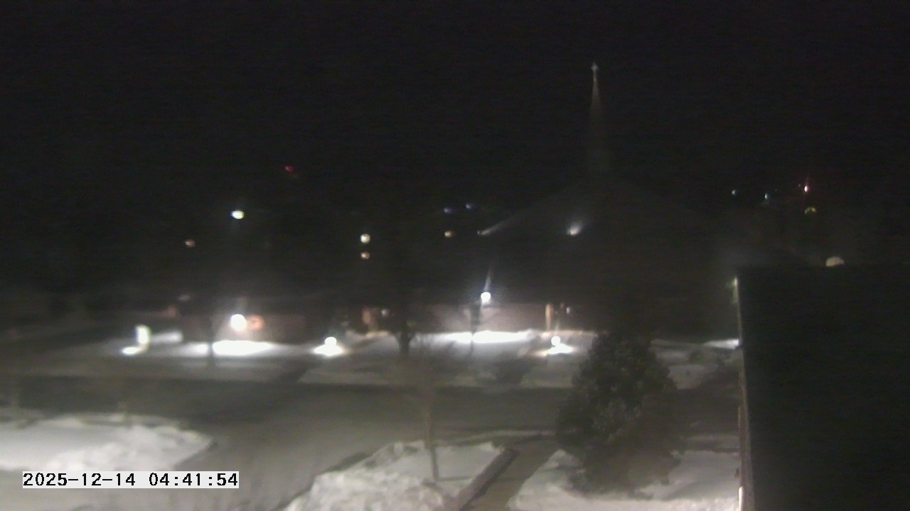 Thumbnail for current weather camera view from St. Michael Catholic School in Prior Lake, Minnesota