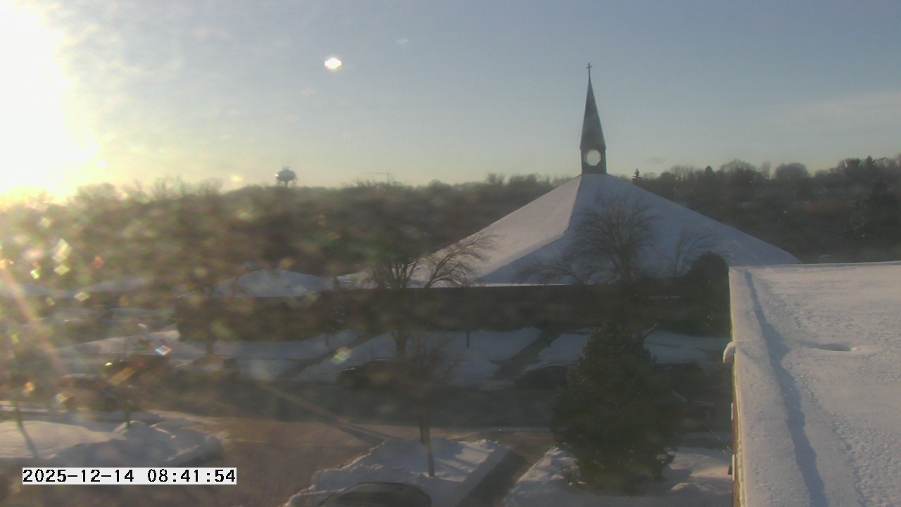 Thumbnail for current weather camera view from St. Michael Catholic School in Prior Lake, Minnesota