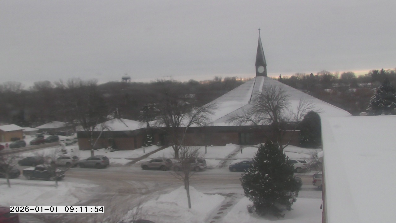 Thumbnail for current weather camera view from St. Michael Catholic School in Prior Lake, Minnesota