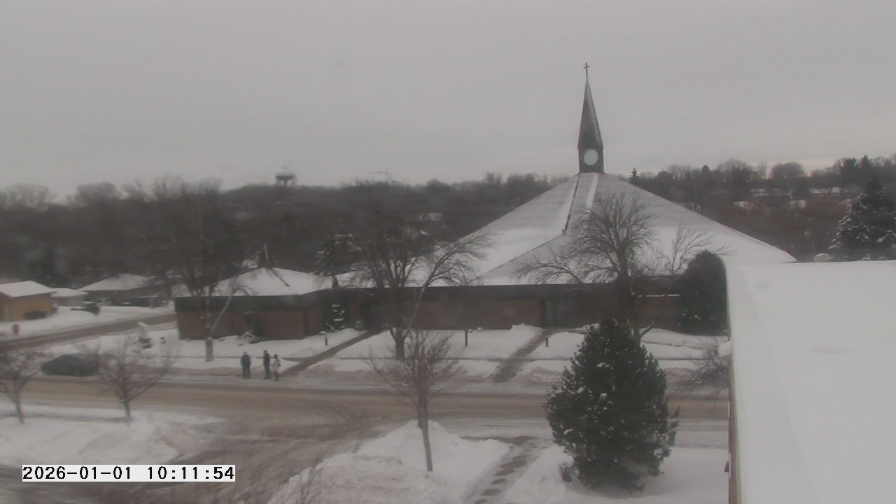 Thumbnail for current weather camera view from St. Michael Catholic School in Prior Lake, Minnesota