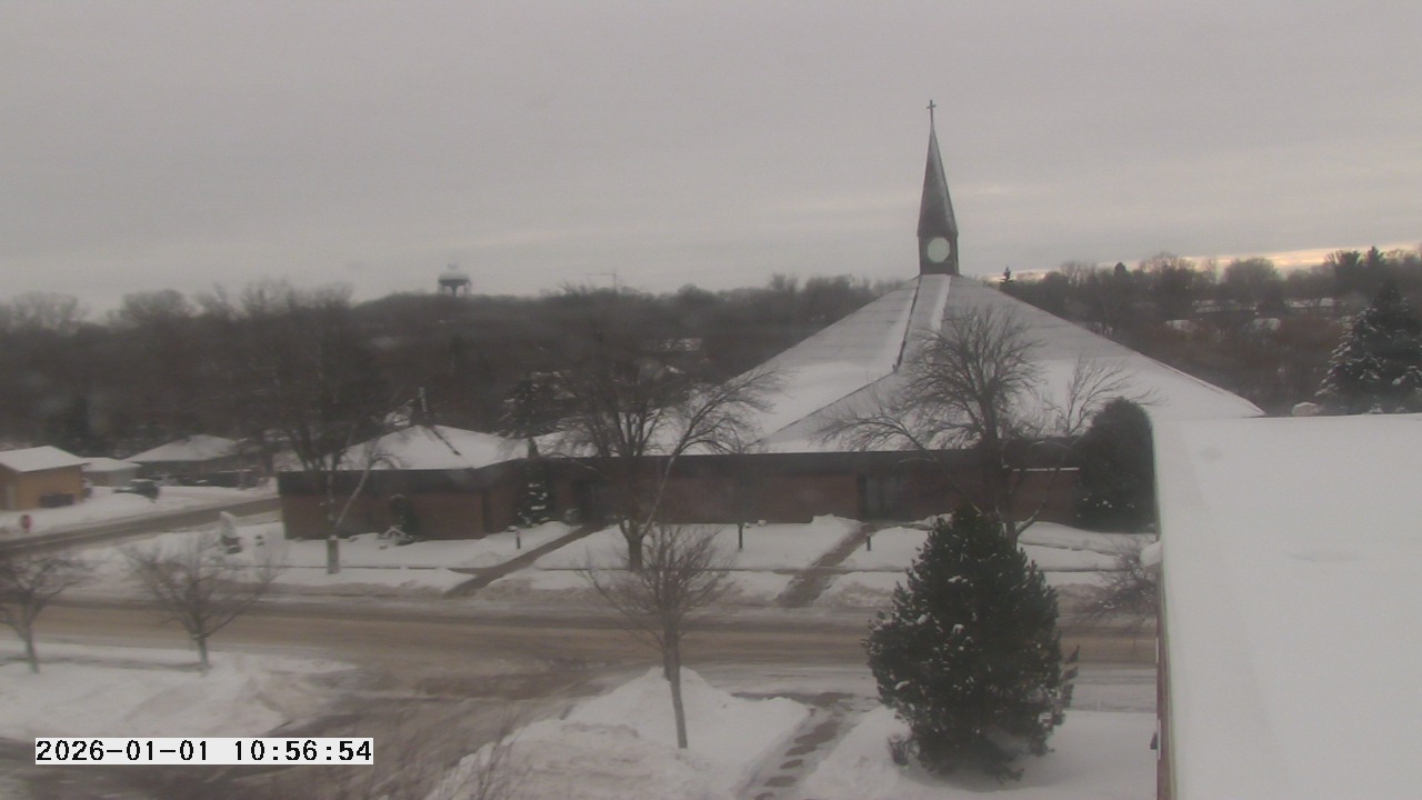 Thumbnail for current weather camera view from St. Michael Catholic School in Prior Lake, Minnesota