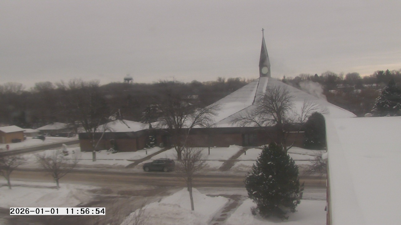 Thumbnail for current weather camera view from St. Michael Catholic School in Prior Lake, Minnesota