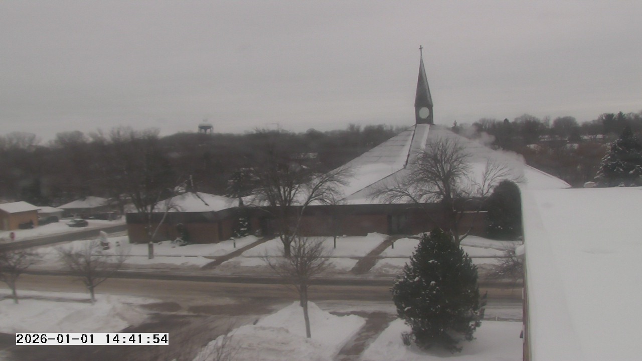 Thumbnail for current weather camera view from St. Michael Catholic School in Prior Lake, Minnesota