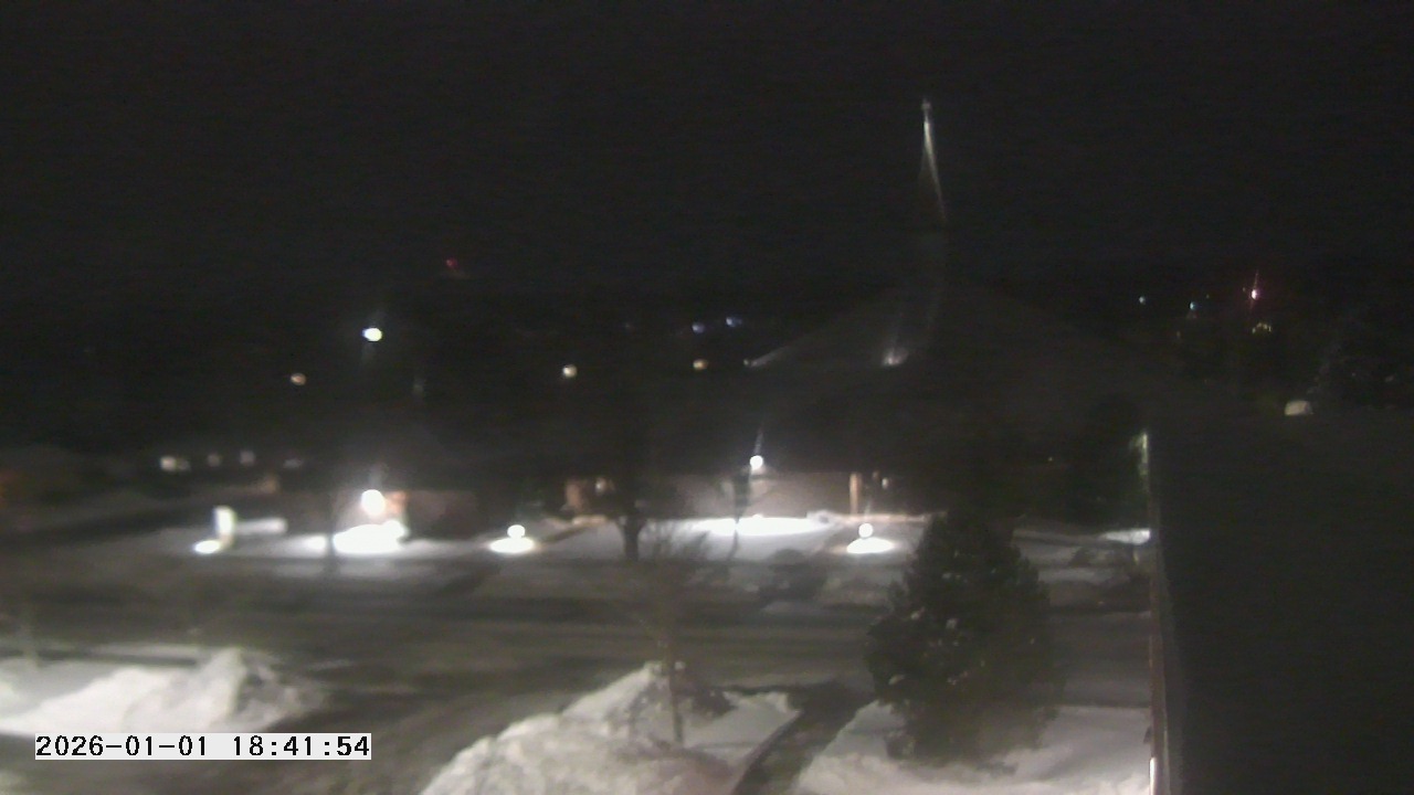 Thumbnail for current weather camera view from St. Michael Catholic School in Prior Lake, Minnesota