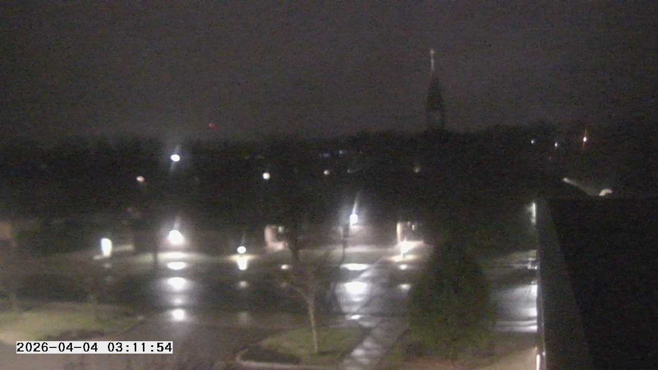 Thumbnail for current weather camera view from St. Michael Catholic School in Prior Lake, Minnesota