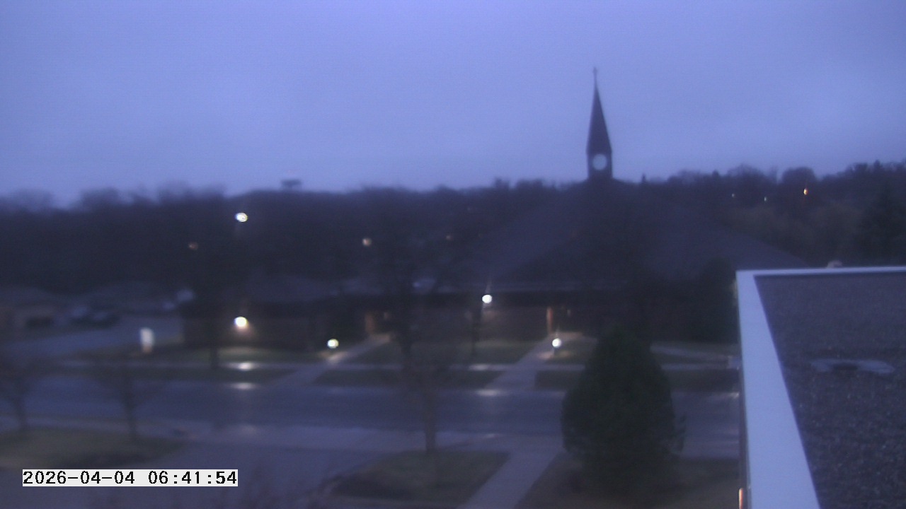 Thumbnail for current weather camera view from St. Michael Catholic School in Prior Lake, Minnesota