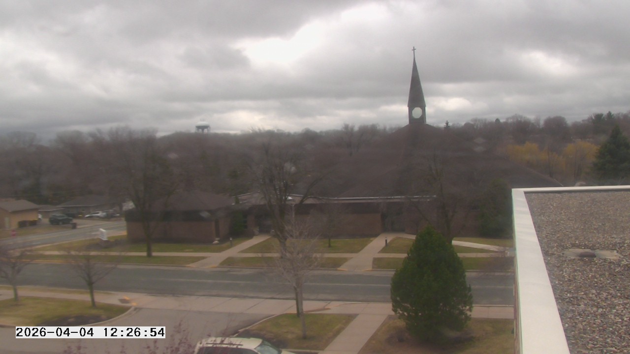 Thumbnail for current weather camera view from St. Michael Catholic School in Prior Lake, Minnesota
