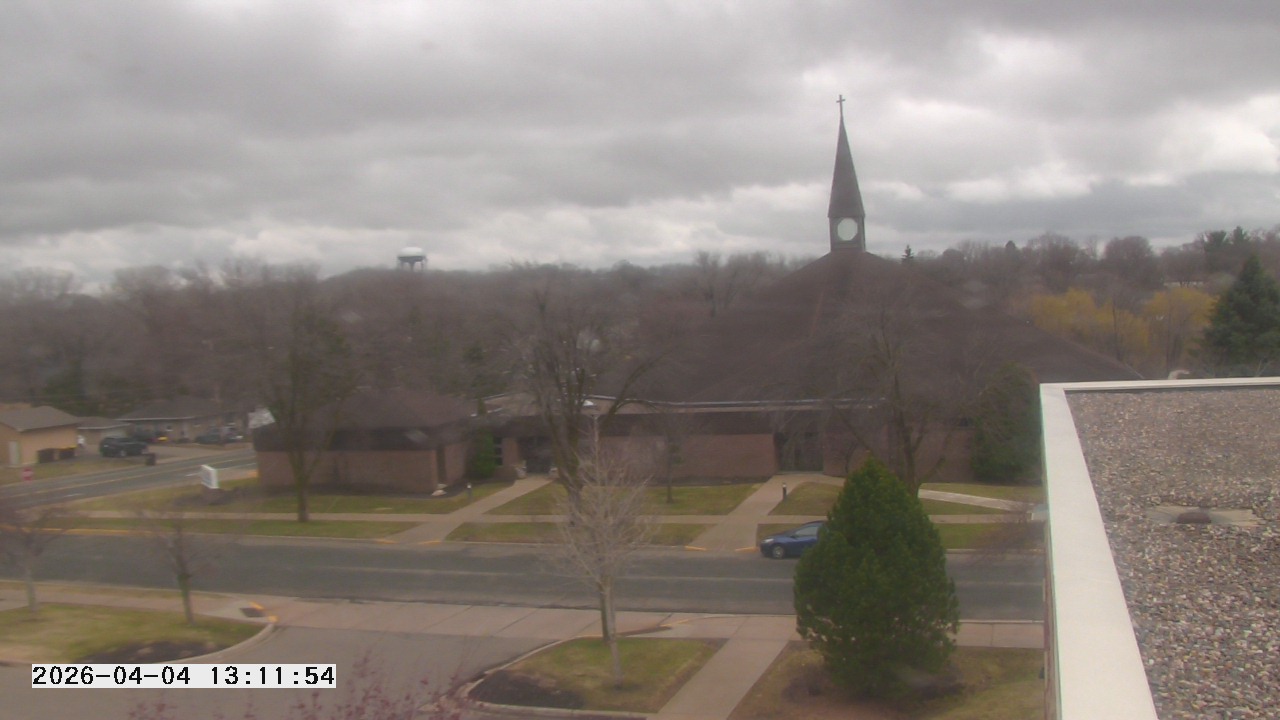 Thumbnail for current weather camera view from St. Michael Catholic School in Prior Lake, Minnesota