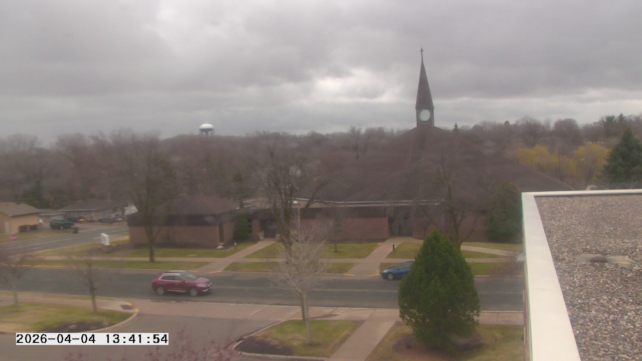 Thumbnail for current weather camera view from St. Michael Catholic School in Prior Lake, Minnesota