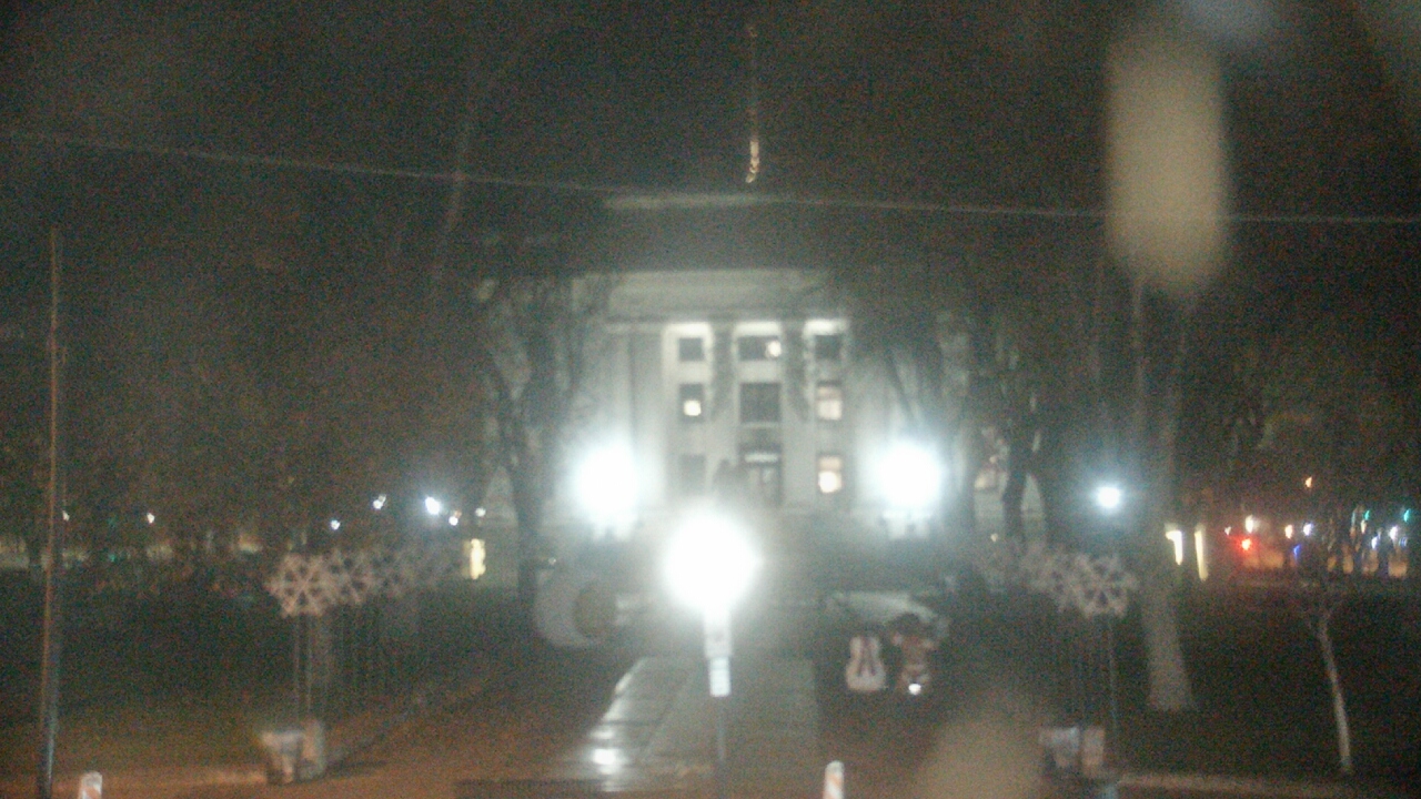 Thumbnail for current weather camera view from Prescott Courthouse Square in Prescott, Arizona