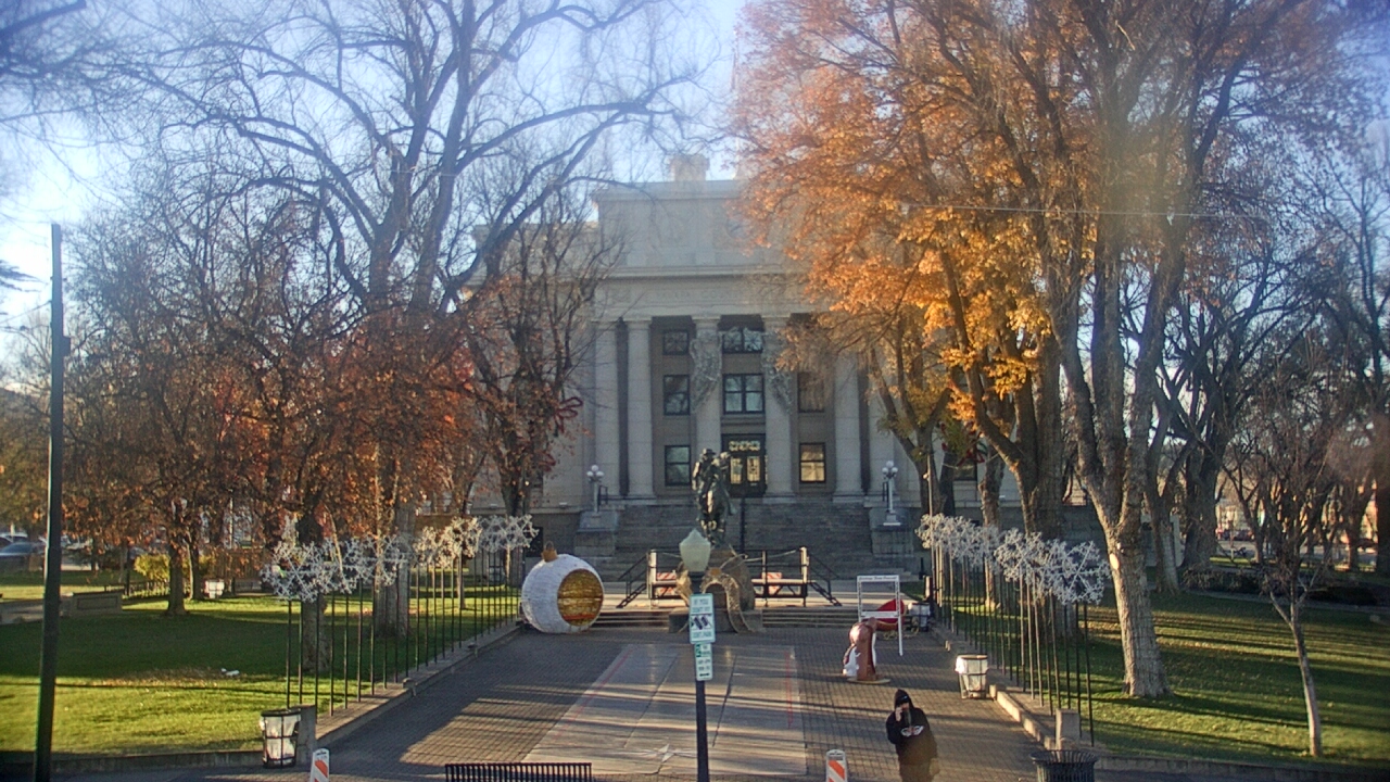 Thumbnail for current weather camera view from Prescott Courthouse Square in Prescott, Arizona
