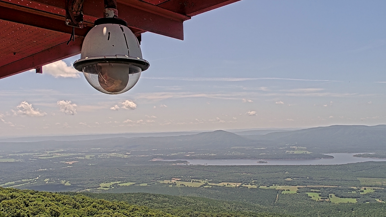 Thumbnail for current weather camera view from Mount Mazazine in Havana, Arkansas