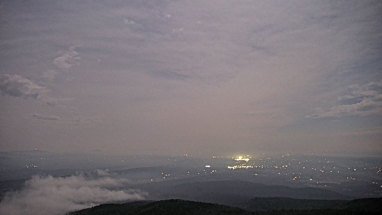 Thumbnail for current weather camera view from Mount Mazazine in Havana, Arkansas