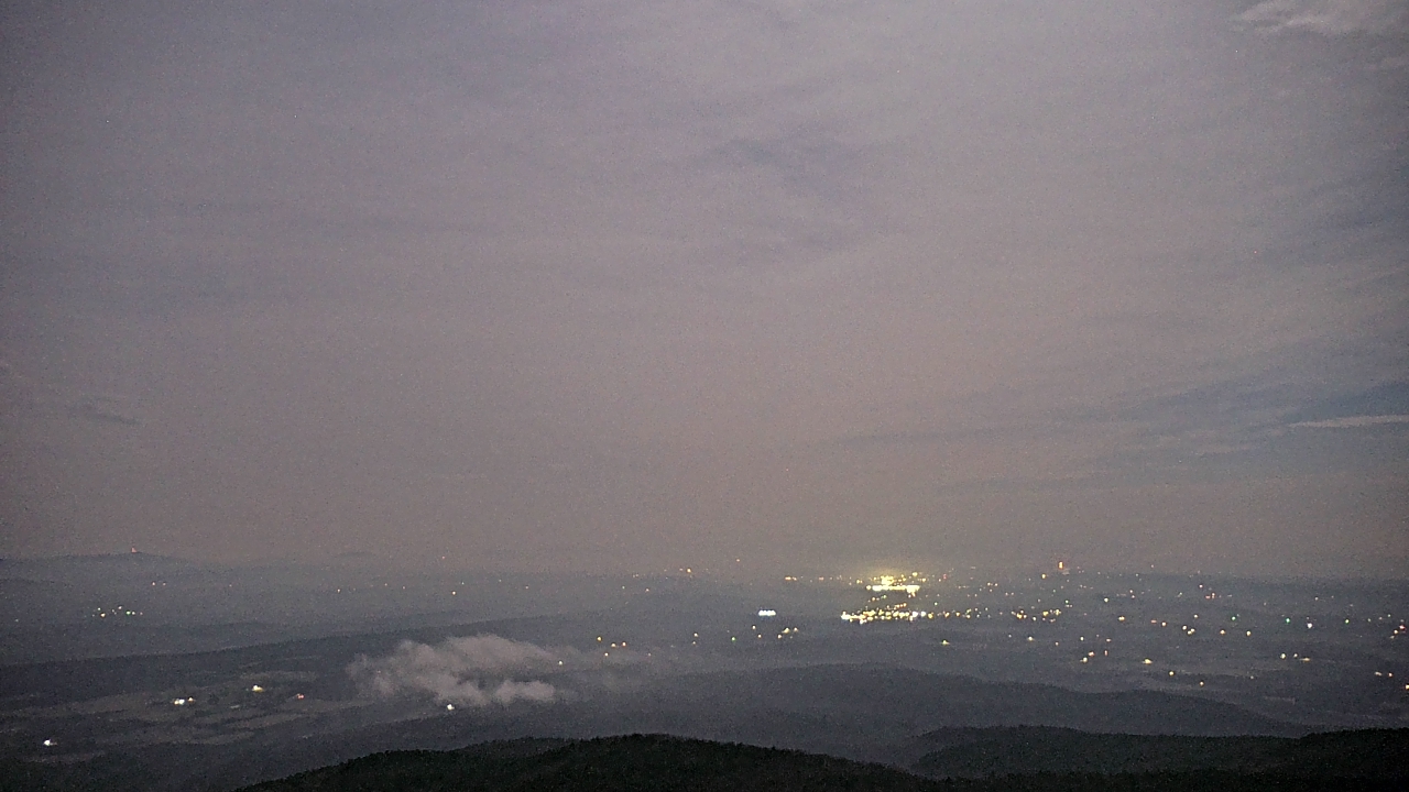 Thumbnail for current weather camera view from Mount Mazazine in Havana, Arkansas