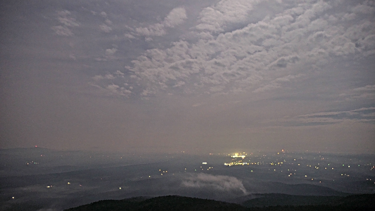 Thumbnail for current weather camera view from Mount Mazazine in Havana, Arkansas