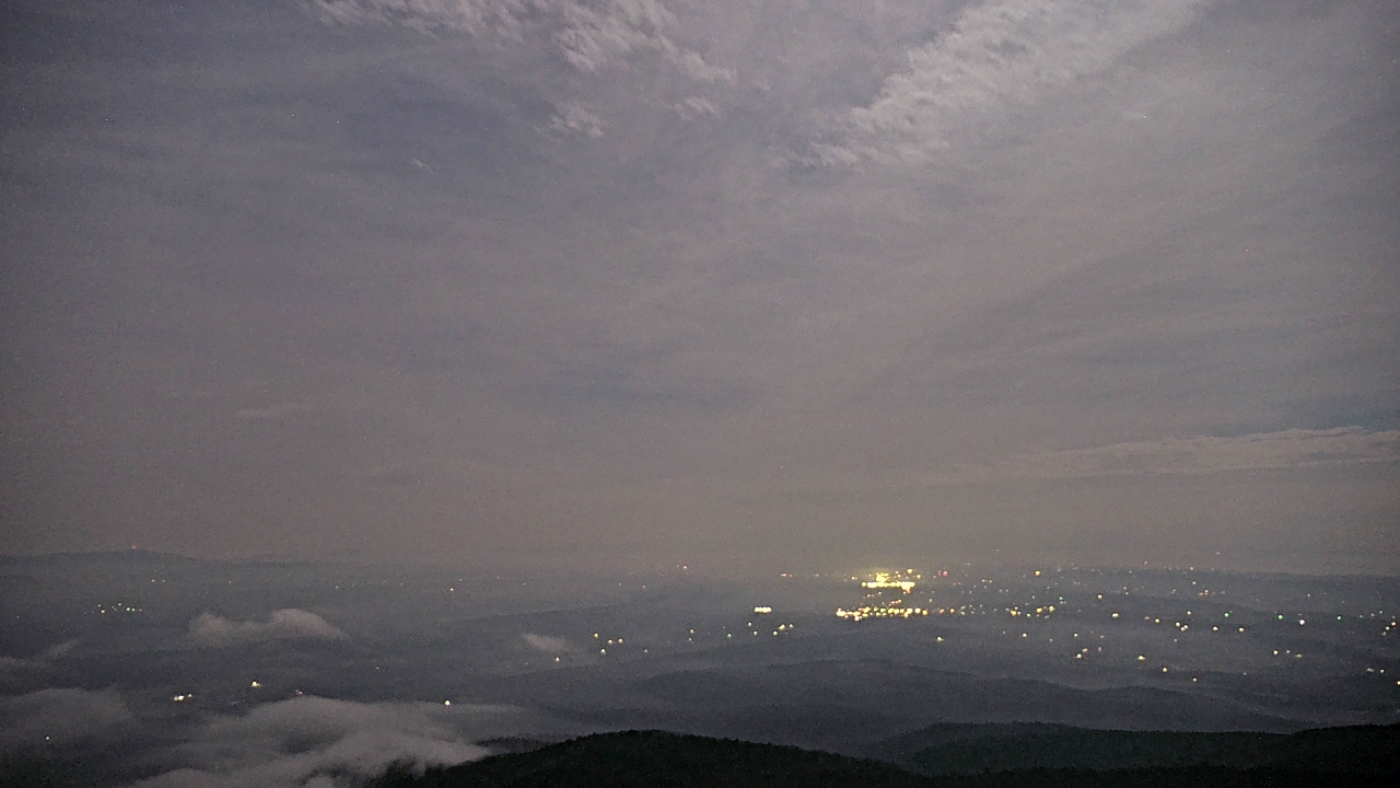 Thumbnail for current weather camera view from Mount Mazazine in Havana, Arkansas