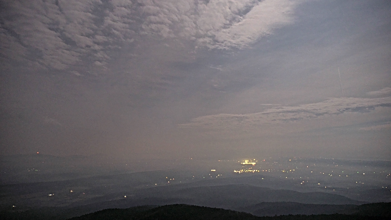 Thumbnail for current weather camera view from Mount Mazazine in Havana, Arkansas