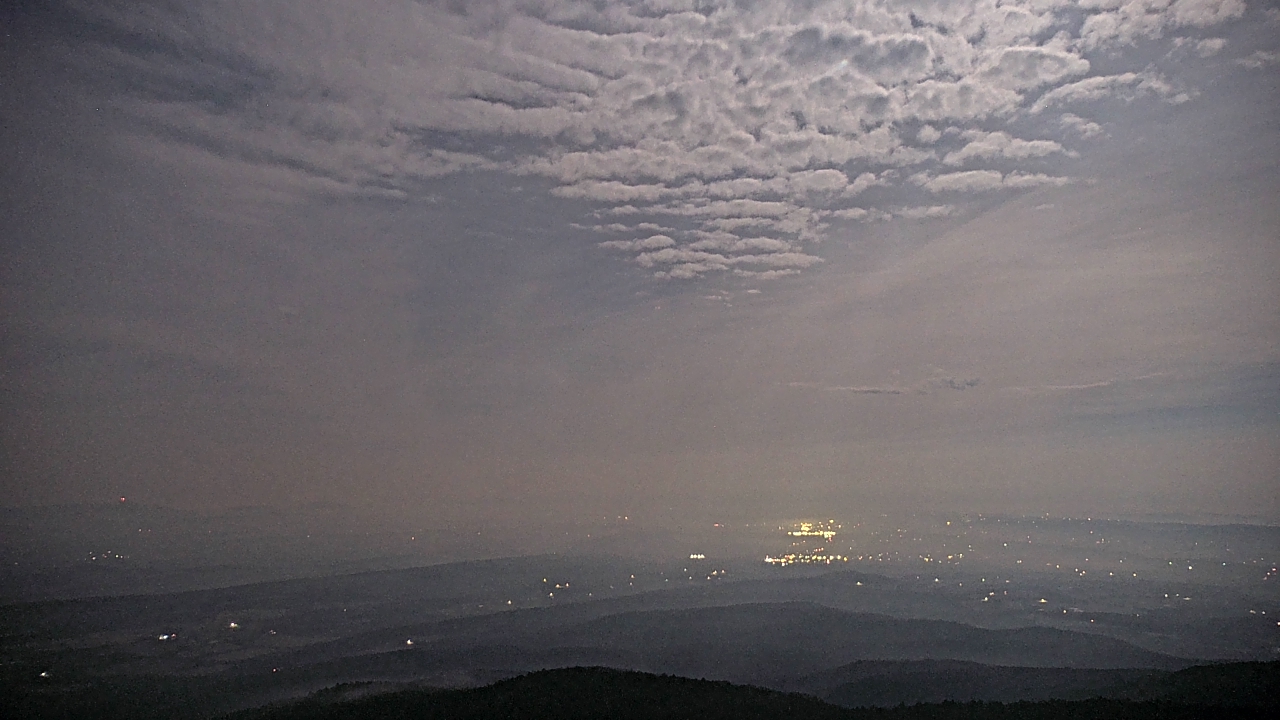 Thumbnail for current weather camera view from Mount Mazazine in Havana, Arkansas