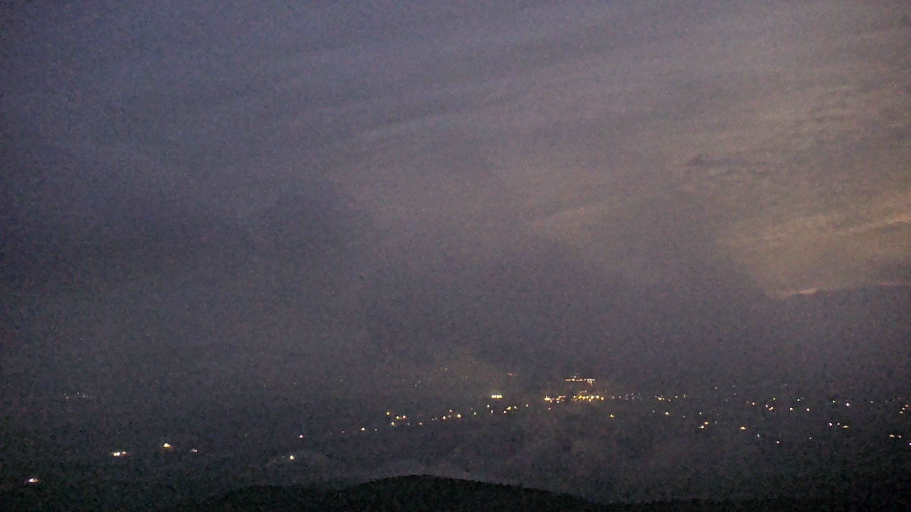 Thumbnail for current weather camera view from Mount Mazazine in Havana, Arkansas