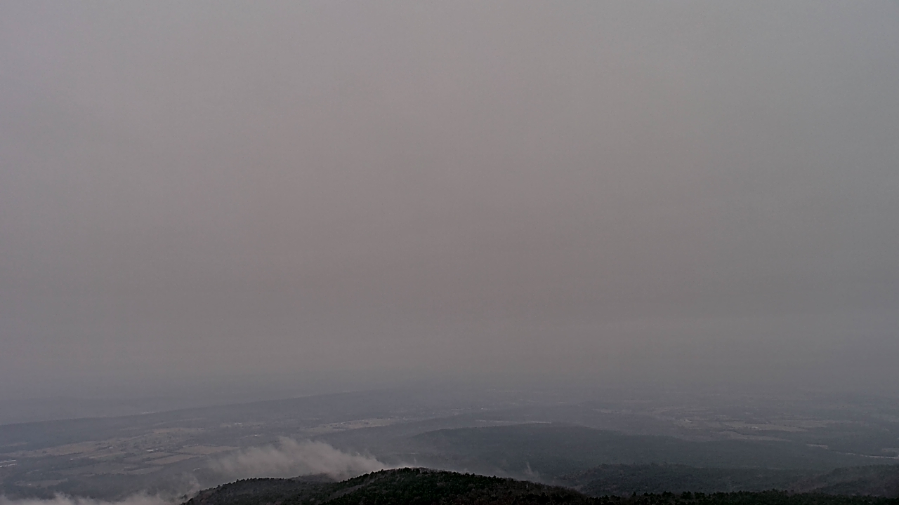 Thumbnail for current weather camera view from Mount Mazazine in Havana, Arkansas