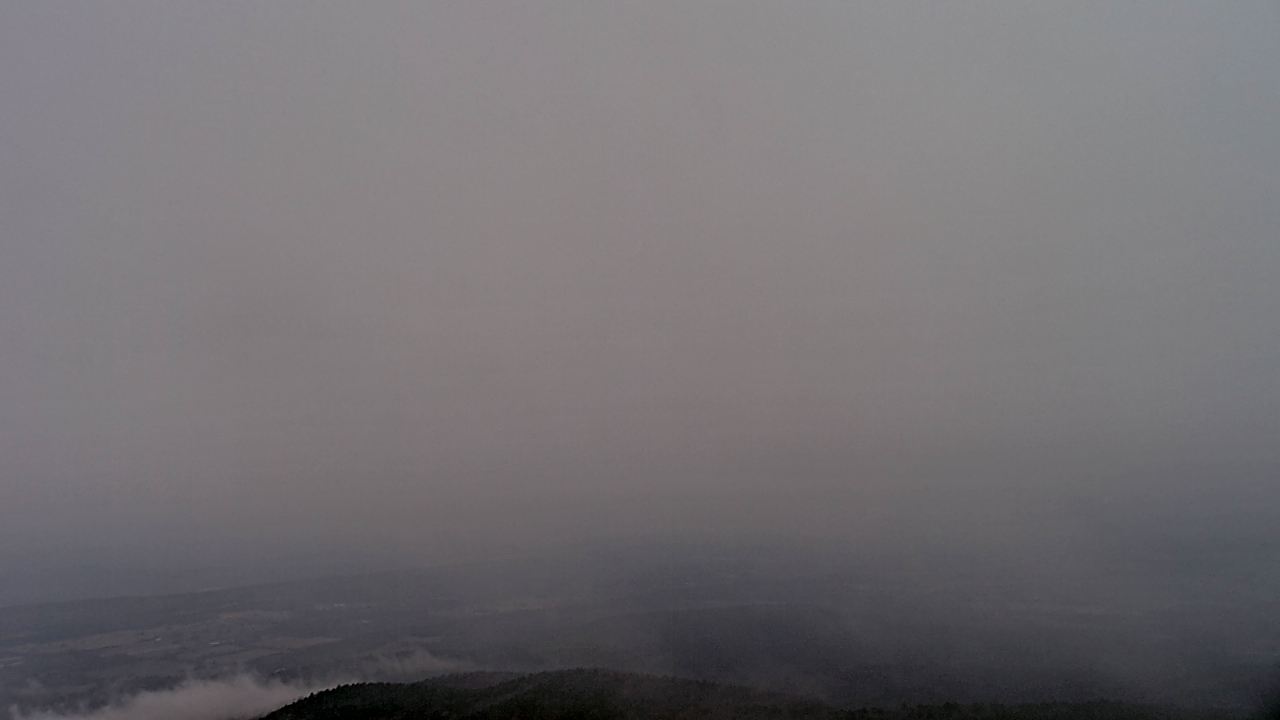 Thumbnail for current weather camera view from Mount Mazazine in Havana, Arkansas
