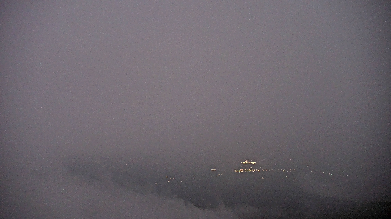 Thumbnail for current weather camera view from Mount Mazazine in Havana, Arkansas