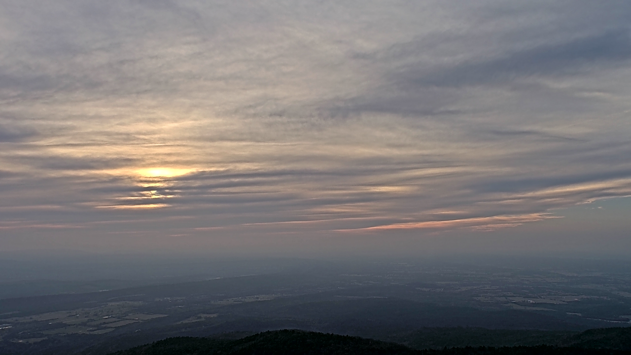 Thumbnail for current weather camera view from Mount Mazazine in Havana, Arkansas