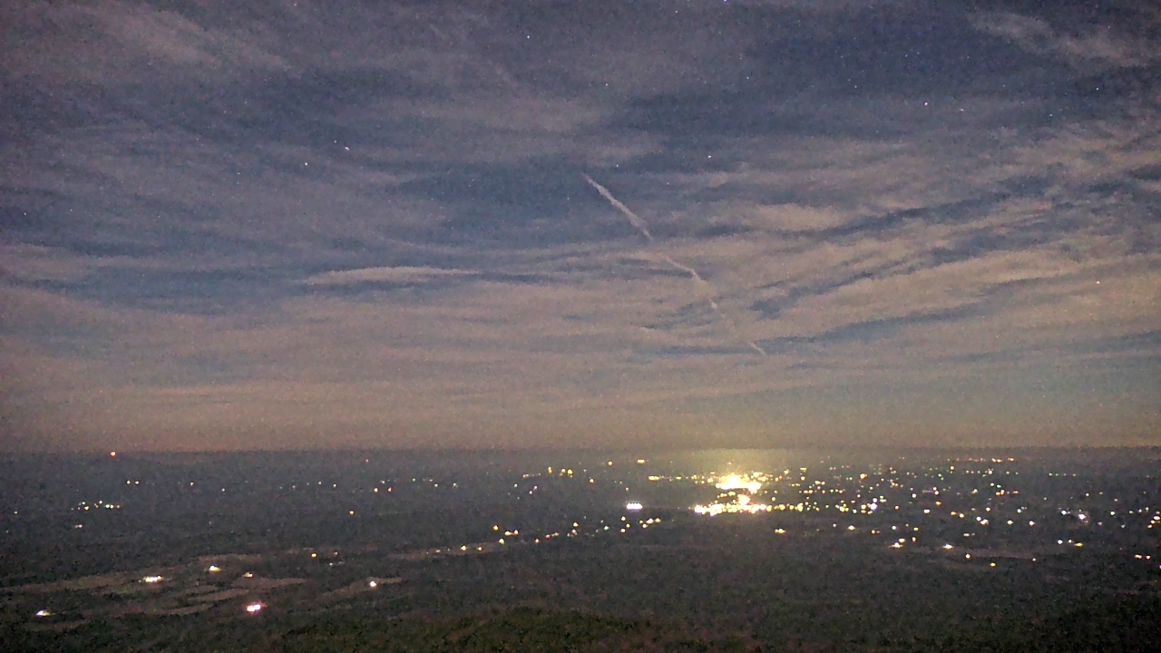 Thumbnail for current weather camera view from Mount Mazazine in Havana, Arkansas